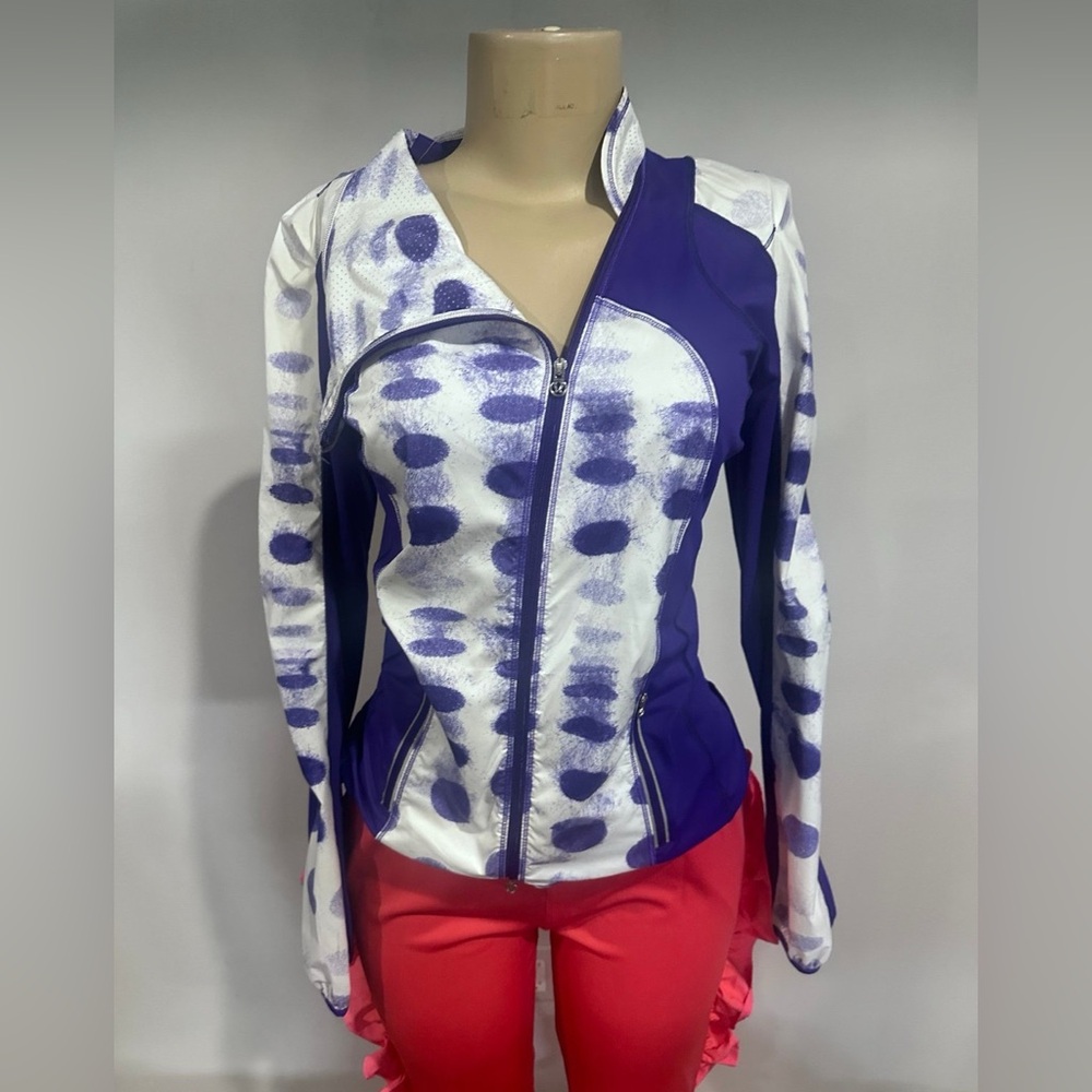 Lululemon jacket size 4 women’s Lululemon Purple White Full Zip Packable